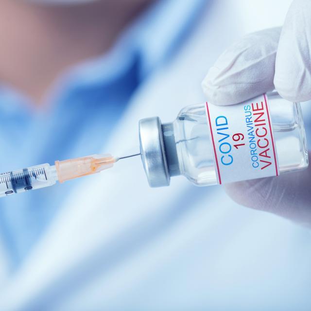 szczepienia przeciwko covid 19 i grypie dlaczego warto sie zaszczepic